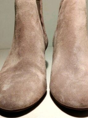 Sole Society Womens 40/9 Suede Ankle Booties 2" Heels....New